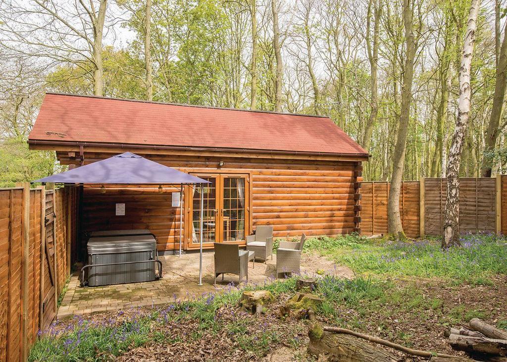 Redbrick Lodges Clipstone Exteriör bild