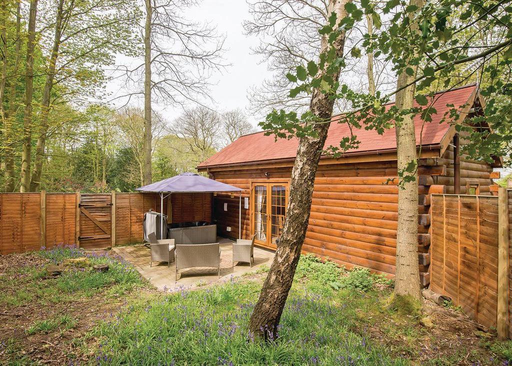 Redbrick Lodges Clipstone Exteriör bild
